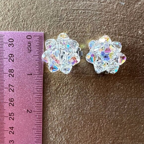 Vintage Aurora Borealis Crystal Bead Cluster Clip-On Earrings Retro Sparkling - Picture 3 of 8